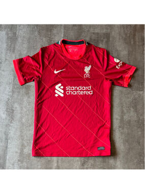 Nike Liverpool Soccer Jersey Men’s Medium 2020/2021 Kit